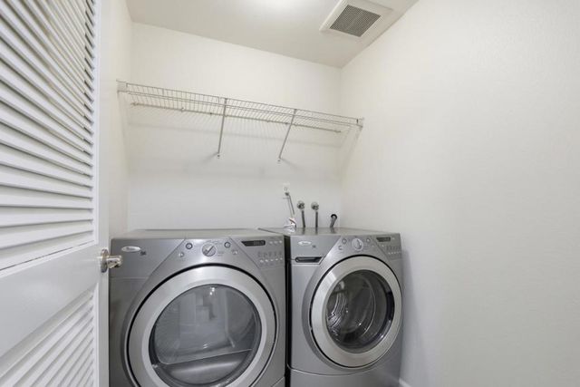 800 S Abel Street 401, Milpitas, CA 95035