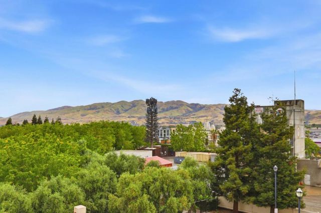 800 S Abel Street 401, Milpitas, CA 95035