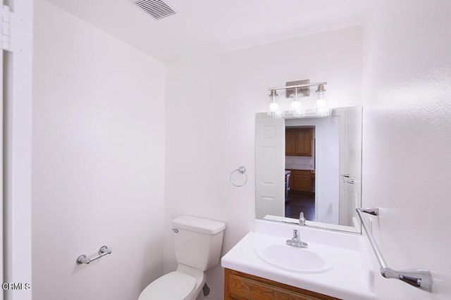 2727 Altura Avenue, La Crescenta, CA 91214