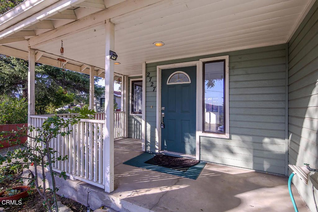 2727 Altura Avenue, La Crescenta, CA 91214