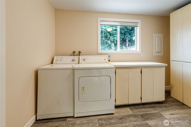 60 Crystal Court, Sequim, WA 98382