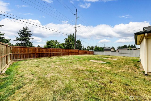 60 Crystal Court, Sequim, WA 98382