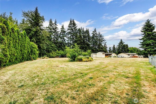 60 Crystal Court, Sequim, WA 98382