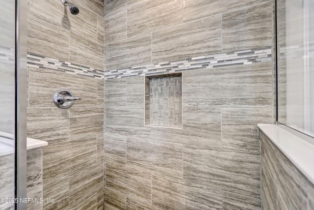 4566 KERLE Street, Jacksonville, FL 32205