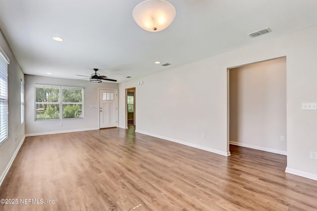 4566 KERLE Street, Jacksonville, FL 32205