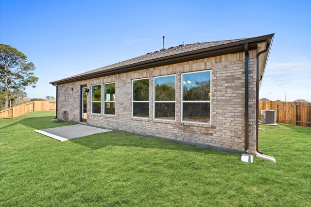 1605 Carefree Circle, Seabrook, TX 77586