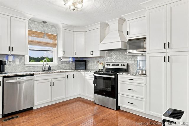 4593 Raymond Road NE, Corydon, IN 47112