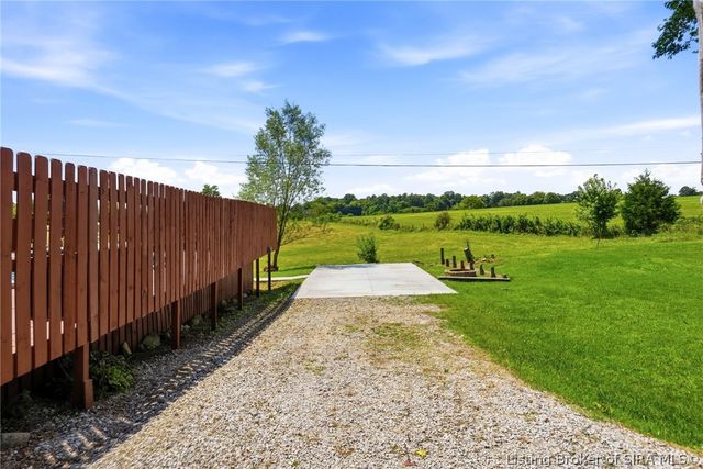 4593 Raymond Road NE, Corydon, IN 47112