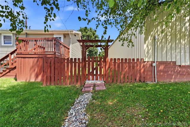 4593 Raymond Road NE, Corydon, IN 47112