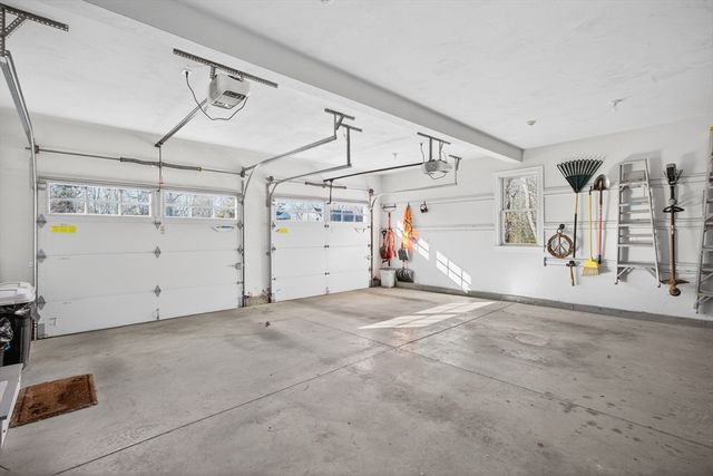 18 Sleeping Dog Path, Yarmouth, MA 02675