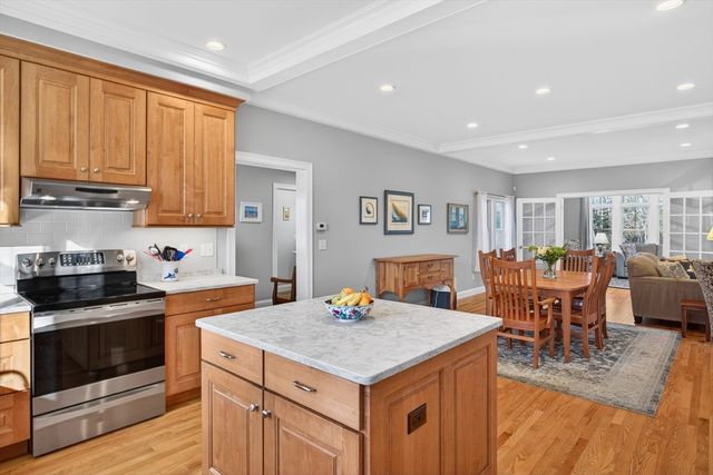 18 Sleeping Dog Path, Yarmouth, MA 02675