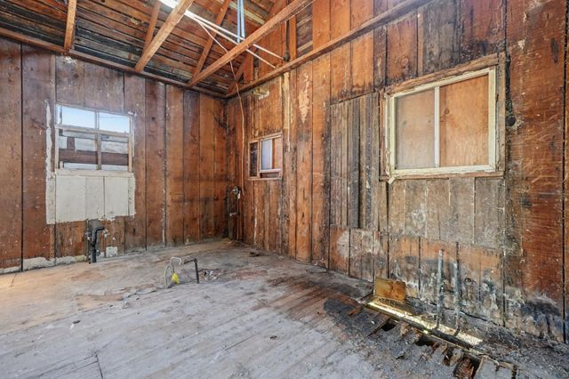 48 Boston Aly, Sutter Creek, CA 95685