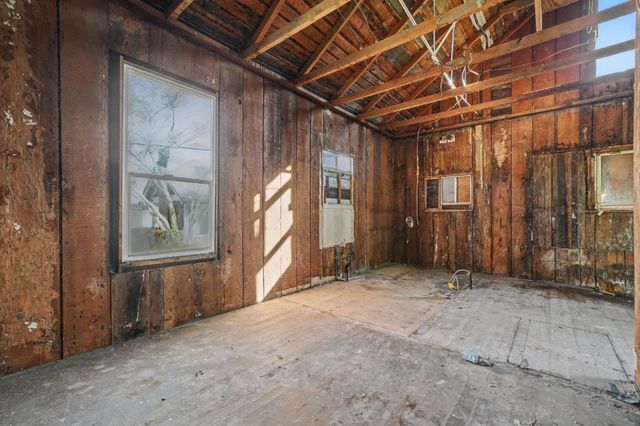 48 Boston Aly, Sutter Creek, CA 95685