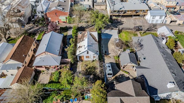 48 Boston Aly, Sutter Creek, CA 95685