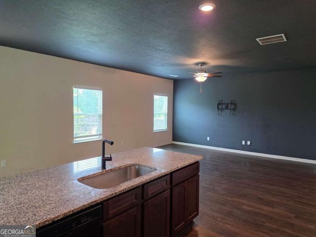 3819 Saddle Hill Way, Douglasville, GA 30135