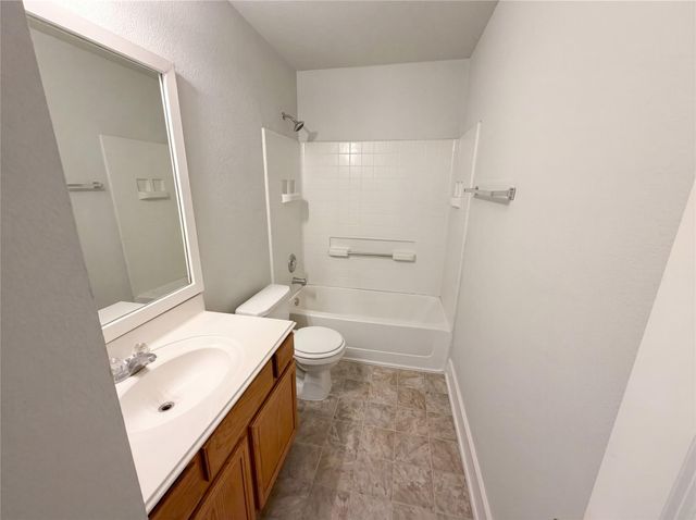 414 Binnacle Way, Crosby, TX 77532