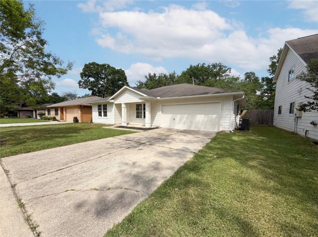 414 Binnacle Way, Crosby, TX 77532