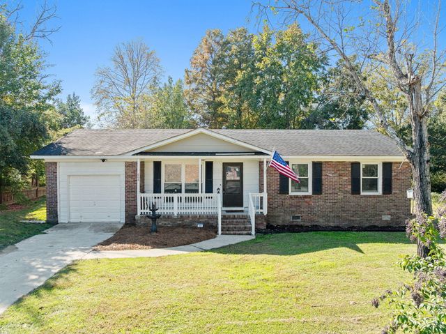 608 E 3rd North Street, Summerville, SC 29485