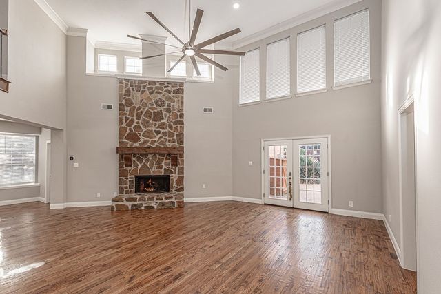 4209 Pinecreek Drive, Rowlett, TX 75088