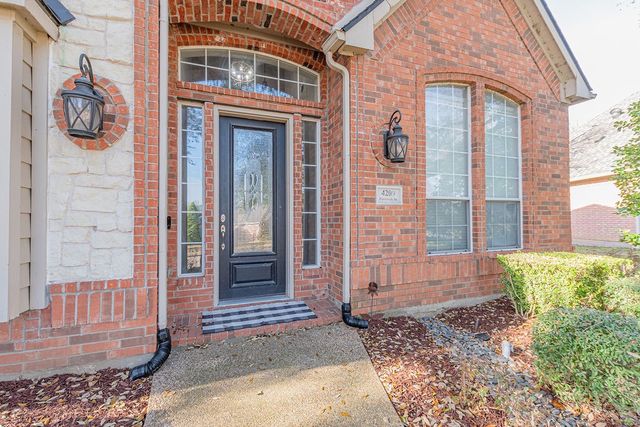 4209 Pinecreek Drive, Rowlett, TX 75088