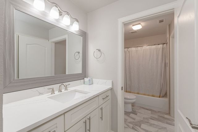 4209 Pinecreek Drive, Rowlett, TX 75088