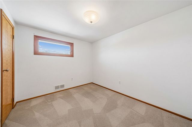 1435 Great Oak, Scott Twp, PA 15220