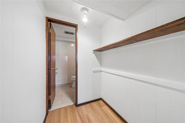 1435 Great Oak, Scott Twp, PA 15220