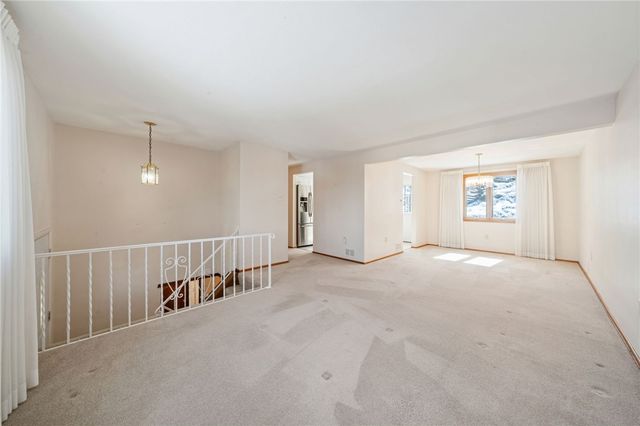 1435 Great Oak, Scott Twp, PA 15220