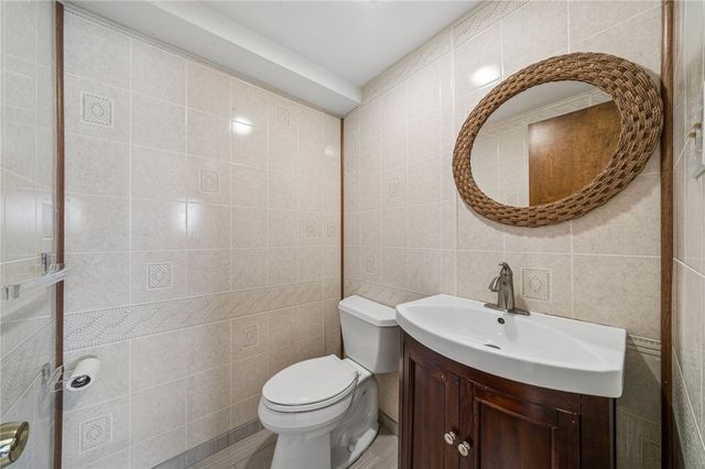 1435 Great Oak, Scott Twp, PA 15220