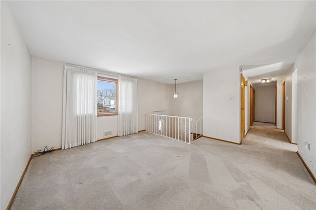 1435 Great Oak, Scott Twp, PA 15220