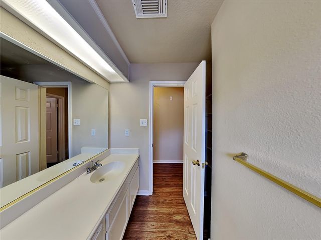 13143 Mills River Street, Houston, TX 77070