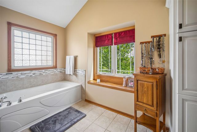 237 19th Street SW, Altoona, IA 50009