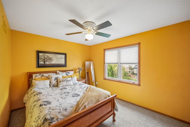 237 19th Street SW, Altoona, IA 50009