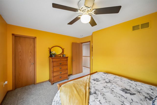 237 19th Street SW, Altoona, IA 50009