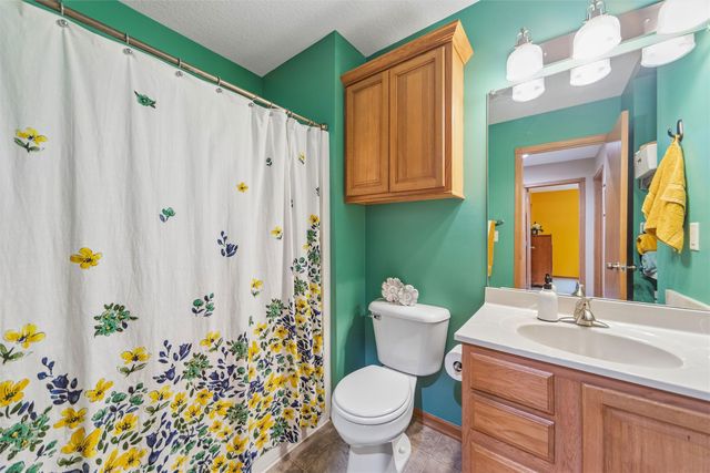 237 19th Street SW, Altoona, IA 50009
