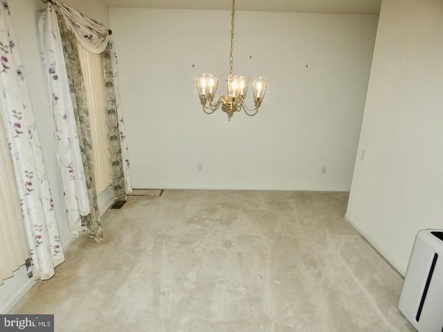 61 ROSE HILL DR, Bear, DE 19701