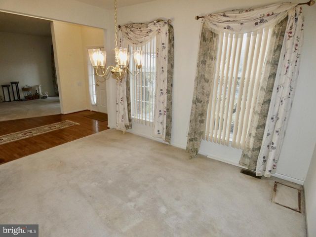 61 ROSE HILL DR, Bear, DE 19701