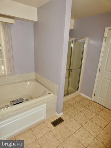 61 ROSE HILL DR, Bear, DE 19701