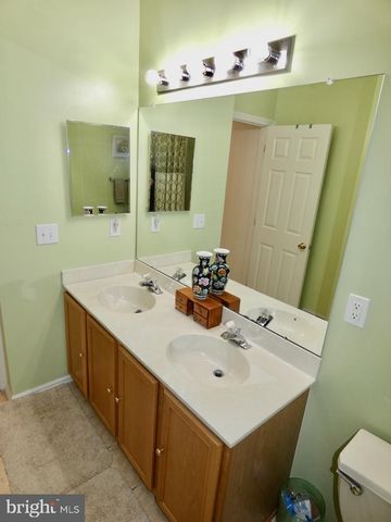 61 ROSE HILL DR, Bear, DE 19701