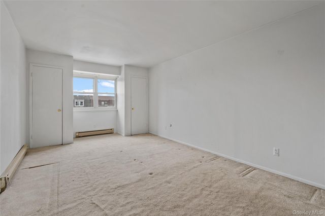 110 Chrystal Drive, Maybrook, NY 12543