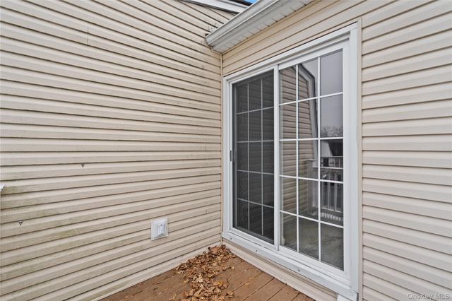 110 Chrystal Drive, Maybrook, NY 12543