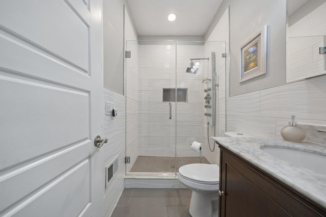 205 JEWETT AVE, Jc, Journal Square, NJ 07304