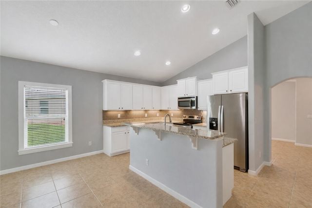 655 Valencia Circle SW, Vero Beach, FL 32968