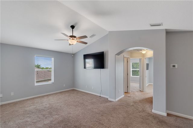 655 Valencia Circle SW, Vero Beach, FL 32968