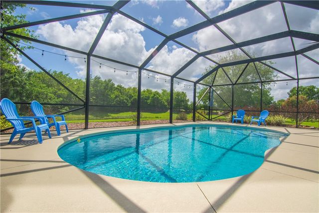 655 Valencia Circle SW, Vero Beach, FL 32968