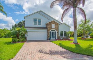 655 Valencia Circle SW, Vero Beach, FL 32968