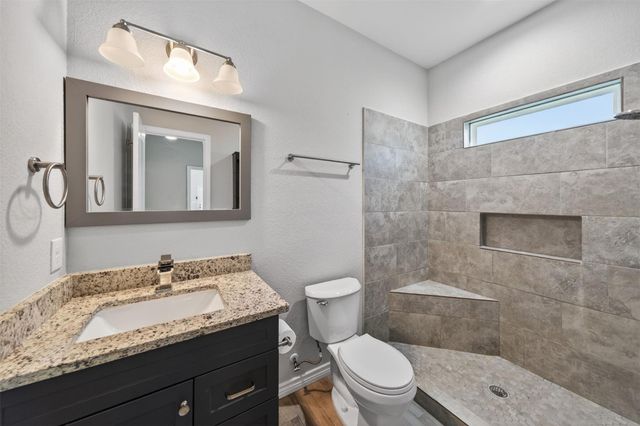 16684 E Ivanhoe, Montgomery, TX 77316