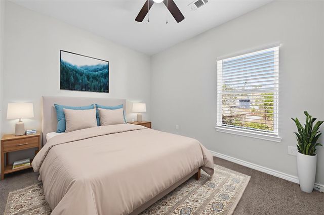 16684 E Ivanhoe, Montgomery, TX 77316