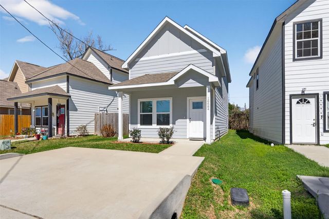 16684 E Ivanhoe, Montgomery, TX 77316