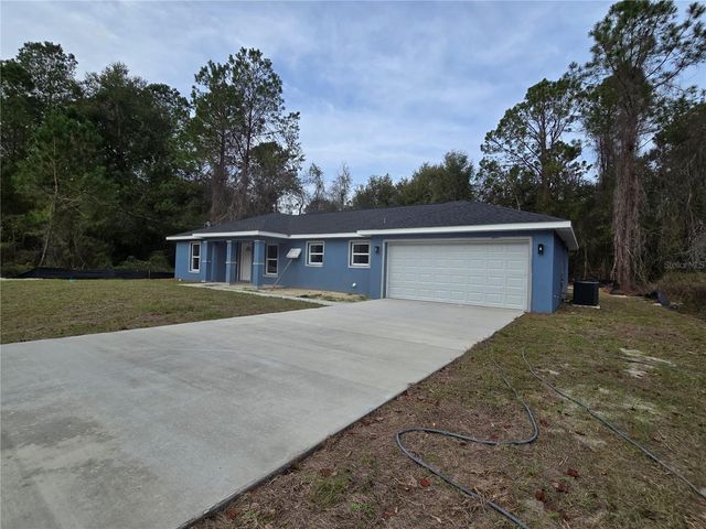 21 SEQUOIA DRIVE CRSE, Ocklawaha, FL 32179